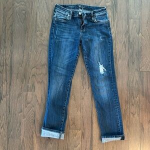 Kut from the Kloth - boyfriend cut jeans - ripped knee - rolled bottoms